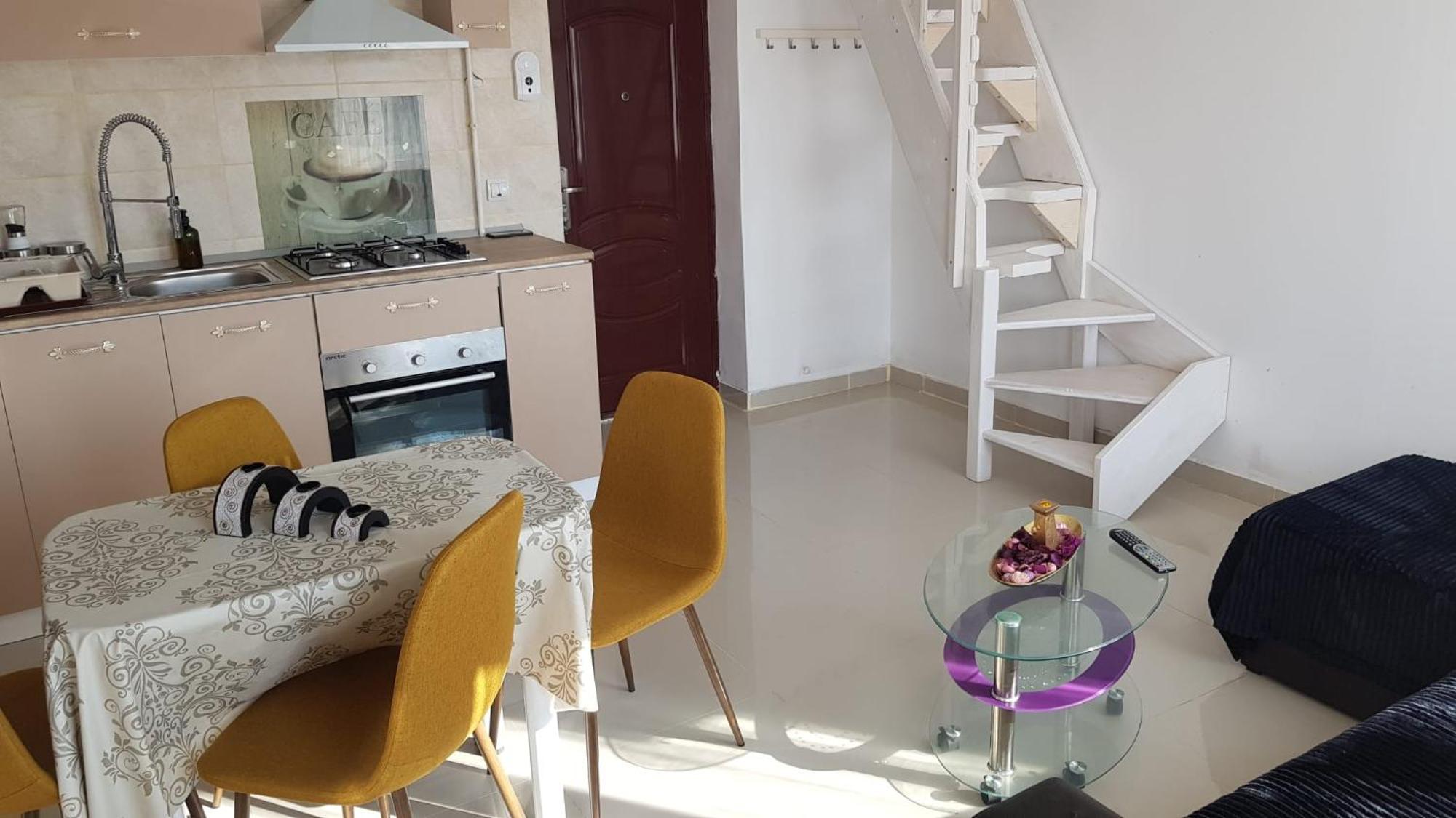 Cosy 2 Bedroom Apartment In New Town 布拉索夫 外观 照片