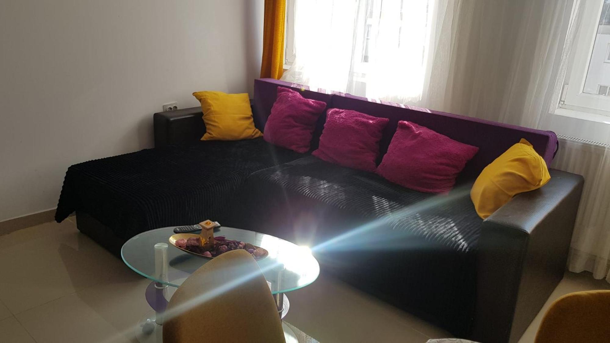 Cosy 2 Bedroom Apartment In New Town 布拉索夫 外观 照片