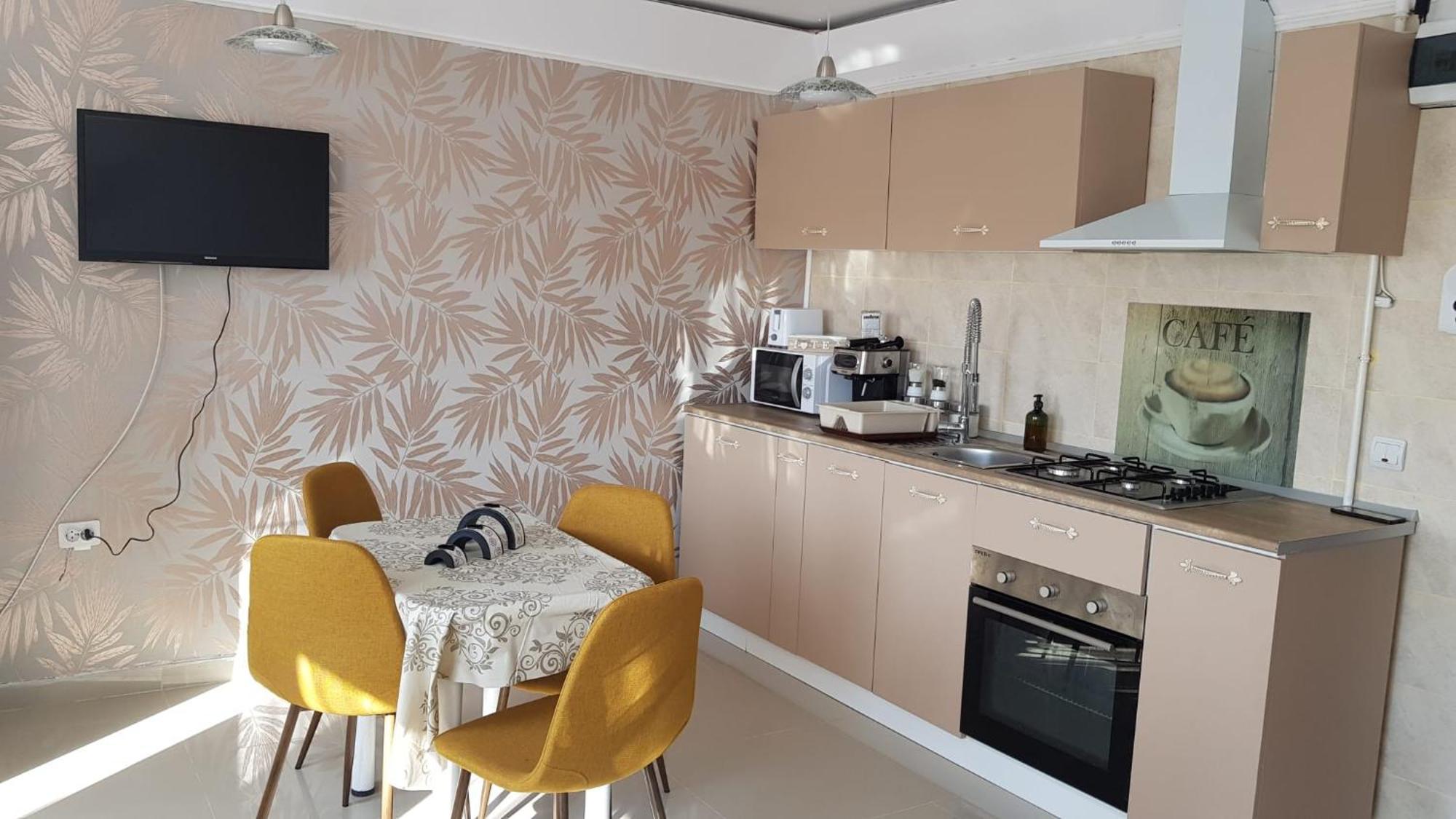 Cosy 2 Bedroom Apartment In New Town 布拉索夫 外观 照片