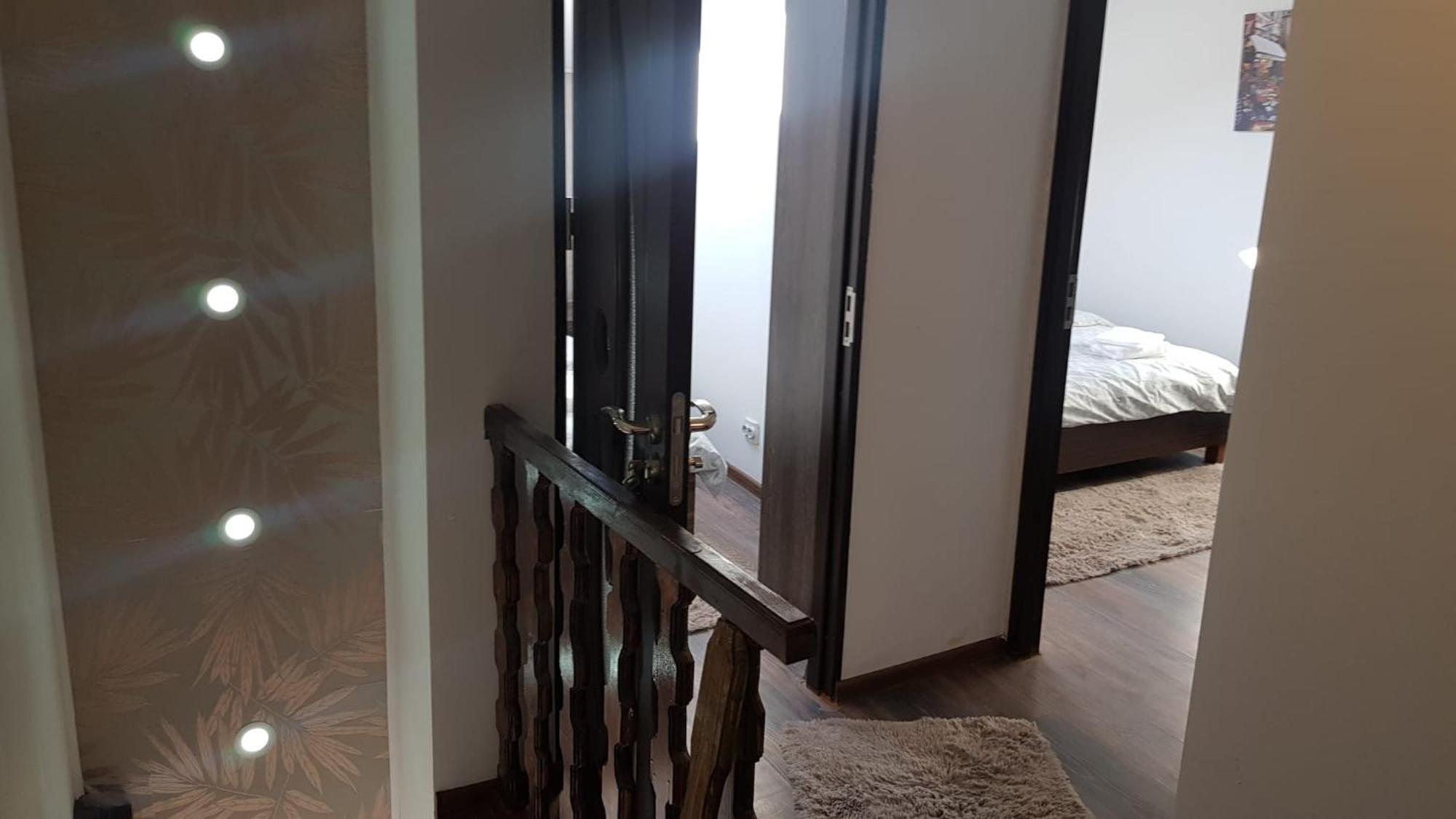 Cosy 2 Bedroom Apartment In New Town 布拉索夫 外观 照片
