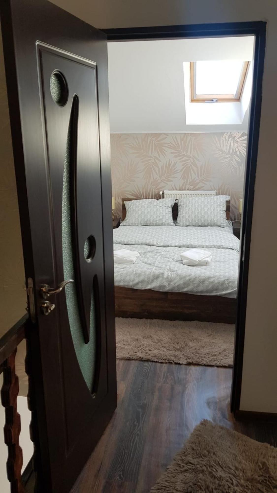 Cosy 2 Bedroom Apartment In New Town 布拉索夫 外观 照片